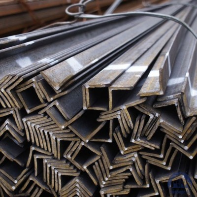 Уголок стальной равнополочный 30х30х4 мм С235 ГОСТ 8509-93 купить в Филиал в Астане ПКФ "Айсберг АС"
