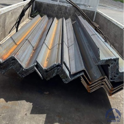 Уголок стальной равнополочный 200х200х13 мм С345 ГОСТ 8509-93 купить в Астане