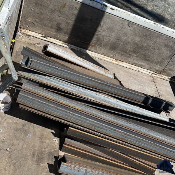 Уголок стальной равнополочный 200х200х25 мм С235 ГОСТ 8509-93