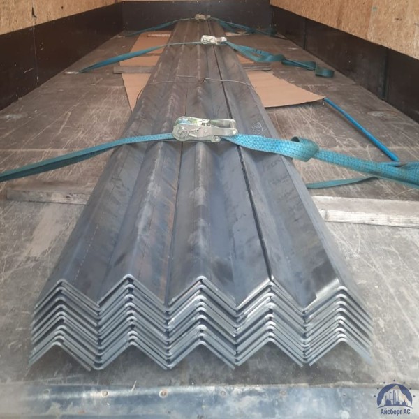 Уголок гнутый равнополочный 75х75х8 мм ст. 3сп / 3пс ГОСТ 19771-93